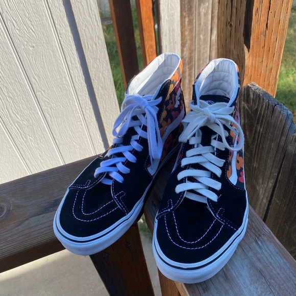 Vans Sk8-Hi 70’s flower pattern - Picture 2 of 9